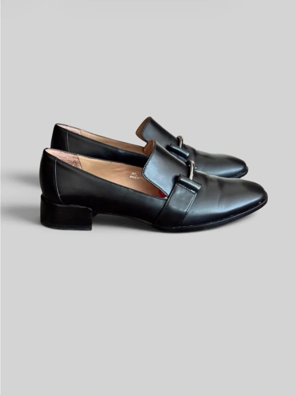 Linea Paolo Black Leather Silver Hardware Loafers 7.5 M